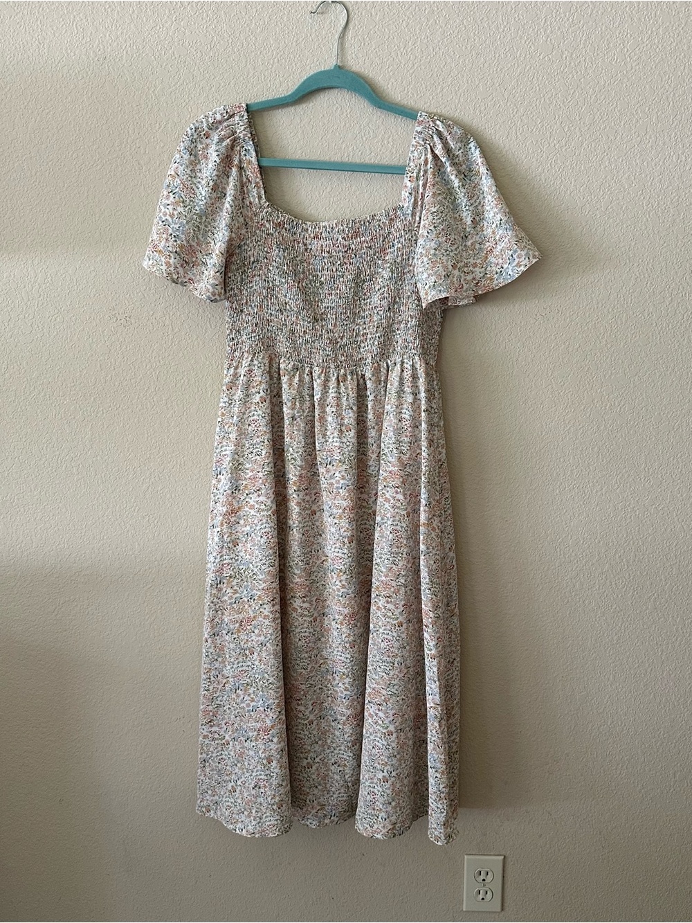 Ott Square-Neck Smocked Midi Dress in Cream Multi Floral size Large